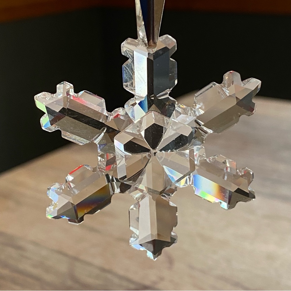 1992 Swarovski crystal snowflake ornament in box with COA